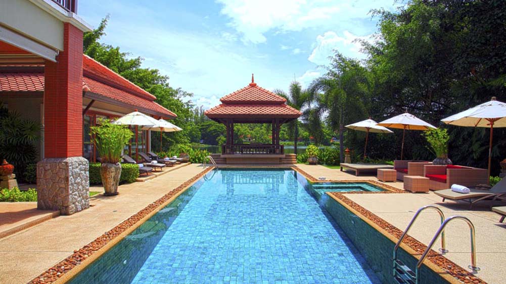 https://cdn.marketingvillas.com/images/gallery/hires/LagunaWaters132/03%20Laguna%20Waters%20-%20Pool.jpg