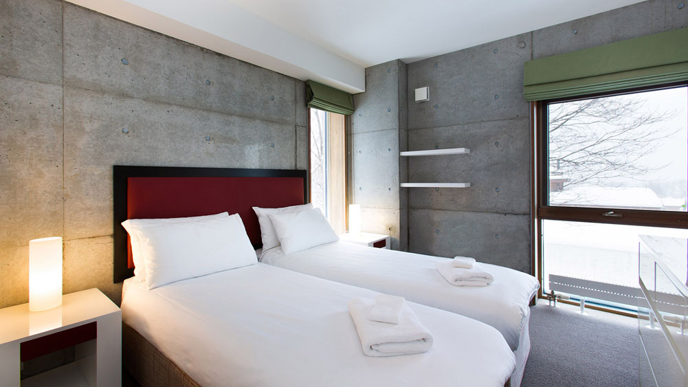 Kita Kitsune - Guest bedroom setting