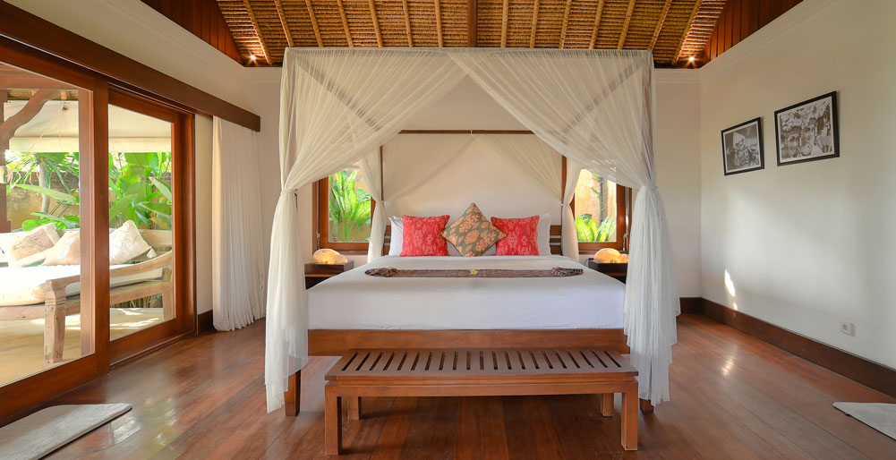 Villa Tanju - Restful master bedroom