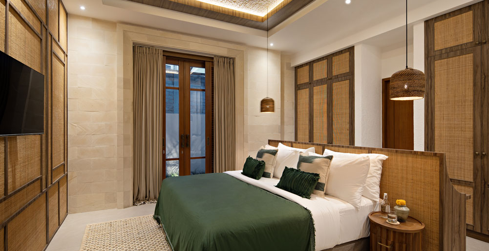 Villa Dhanika - Restful guest bedroom