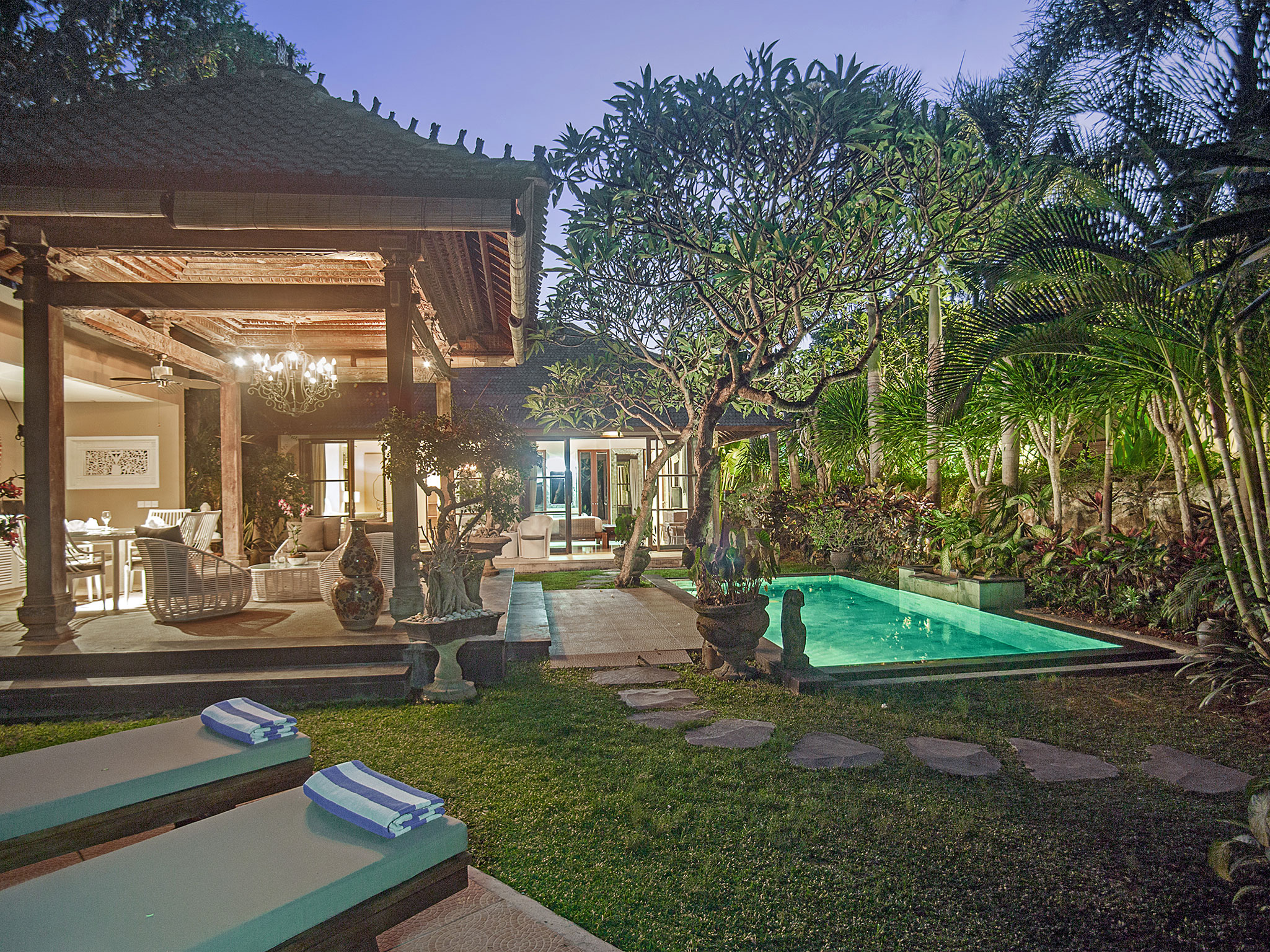 Villa Reviews