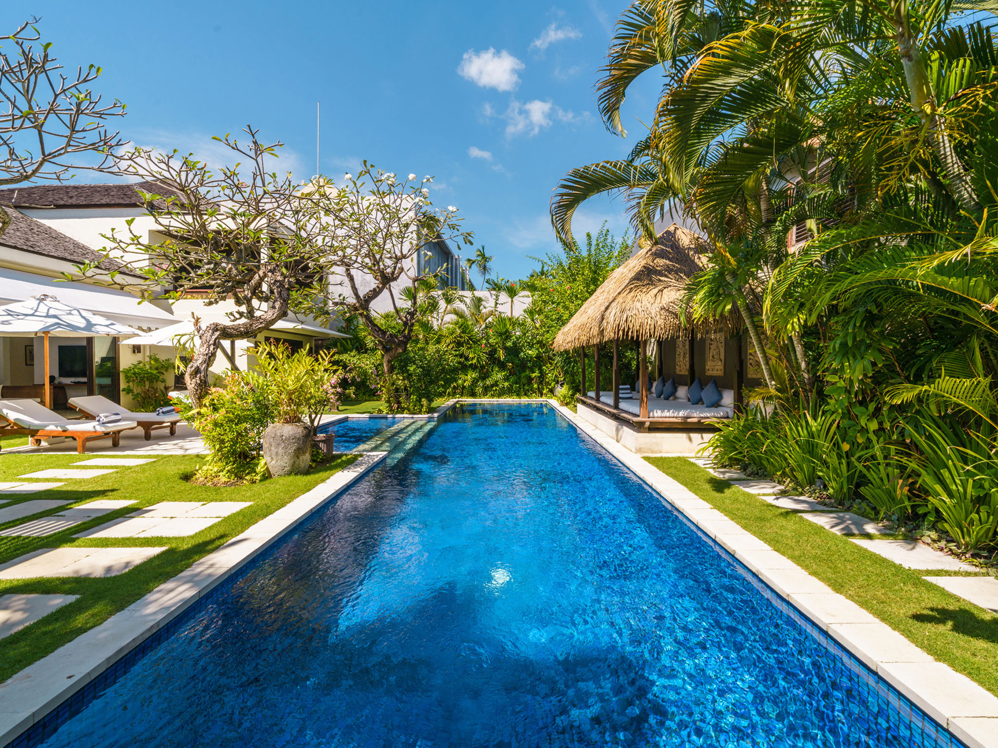 Villa Reviews