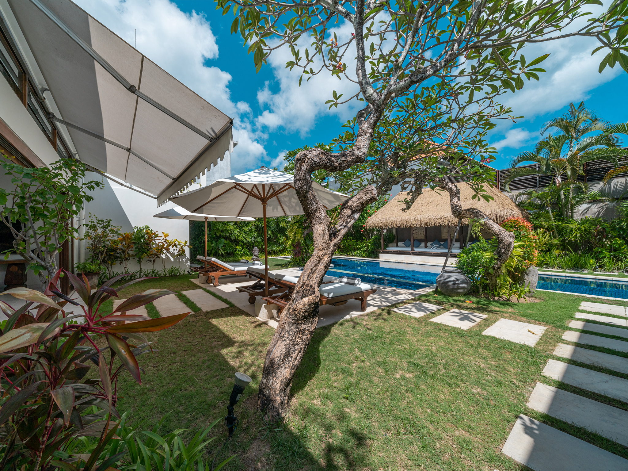 Villa Reviews