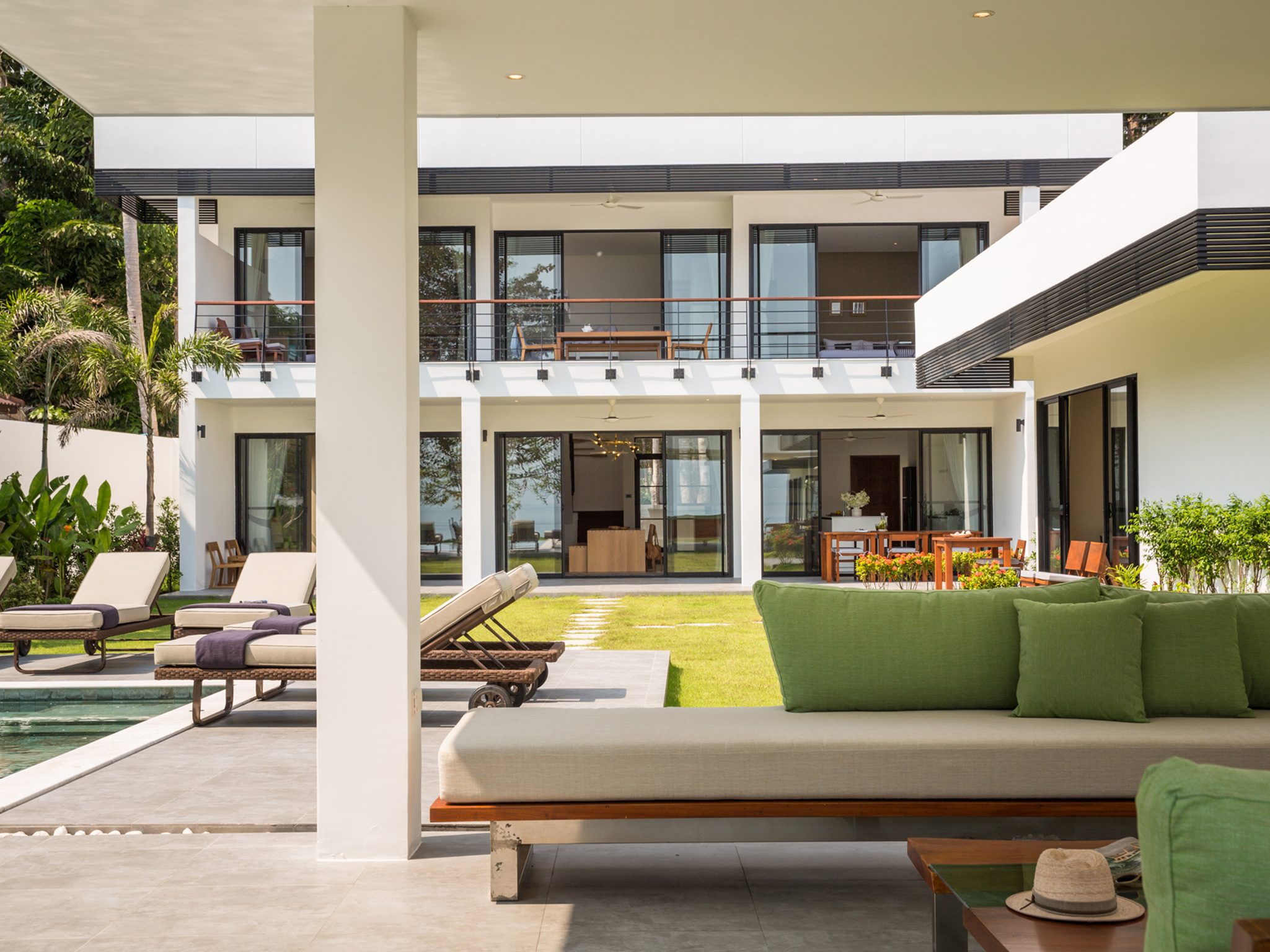 Villa Reviews