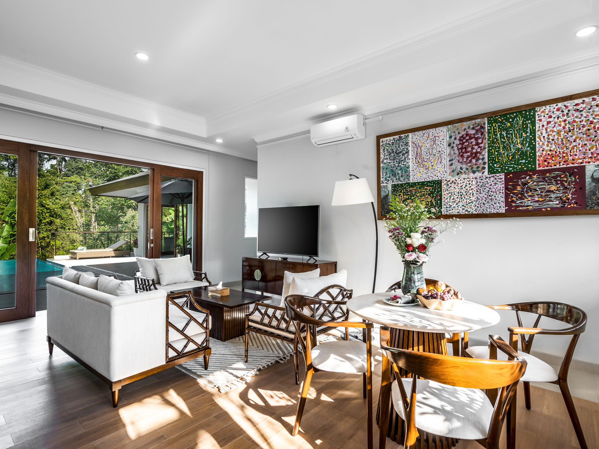 Villa Reviews