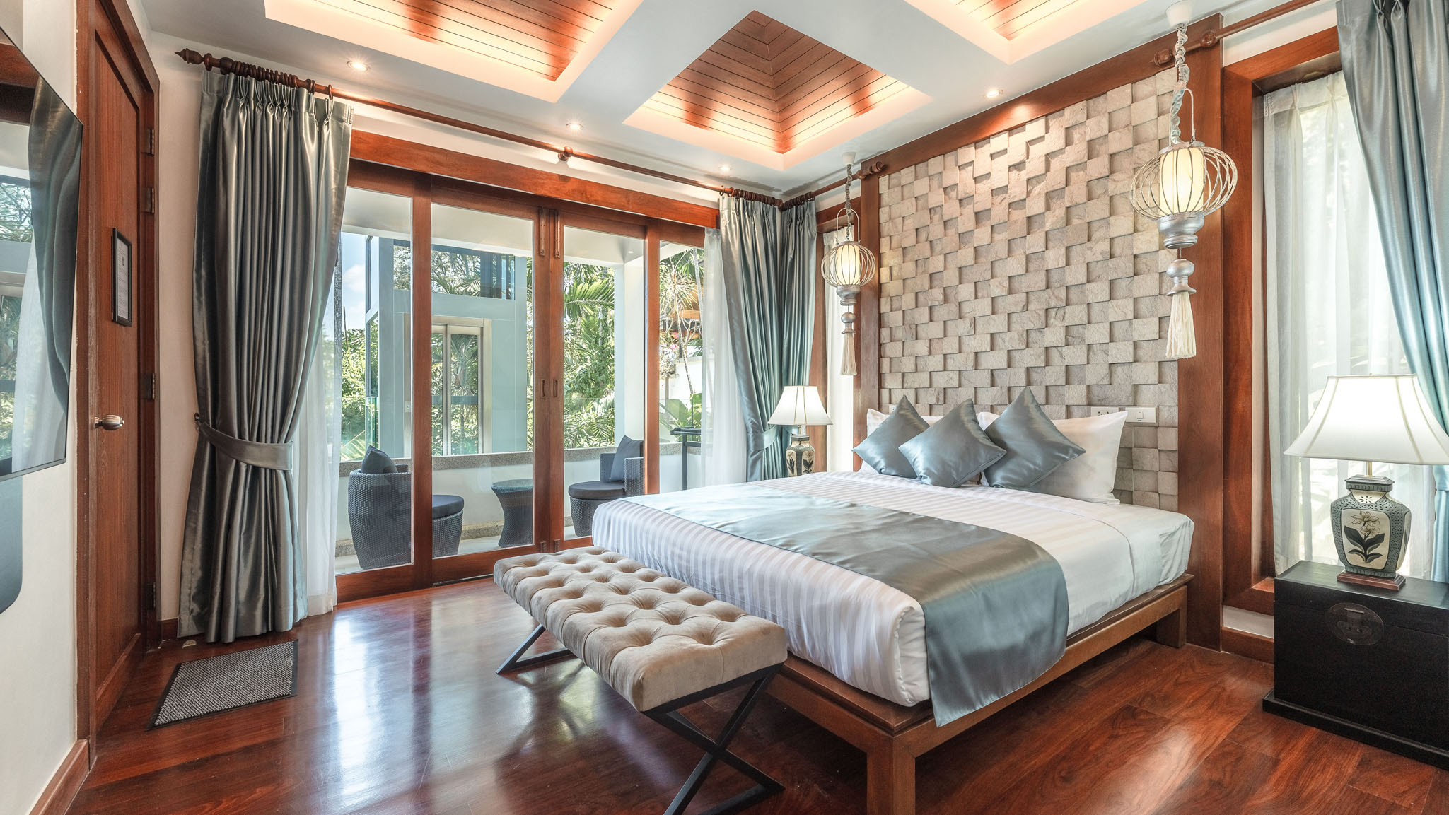 Villa Reviews